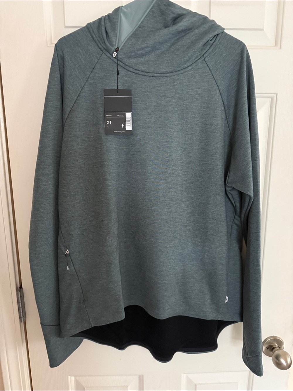 NWT On Running Technical Hoodie Womens XL Beluga Green Performance Pullover